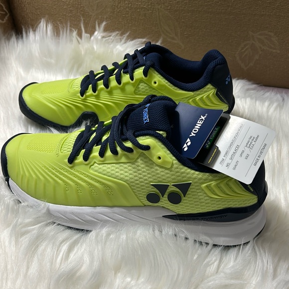 Yonex Shoes - Women’s Yonex Tennis Shoes